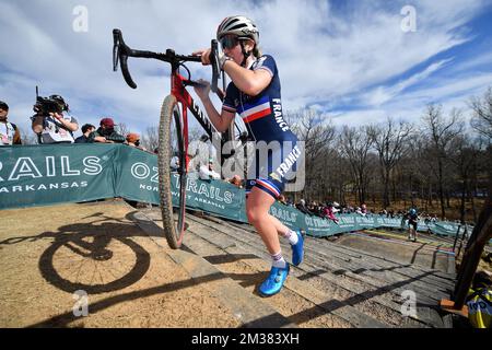 French Line Burquier photographiée en action lors de la course féminine de moins de 23 ans au Championnat du monde de cyclisme cycliste à Fayetteville, Arkansas, États-Unis, dimanche 30 janvier 2022. Les championnats du monde ont lieu du 28 au 30 janvier. BELGA PHOTO DAVID STOCKMAN Banque D'Images