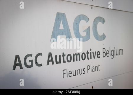 L'illustration montre l'usine de production AGC à Fleurus, mercredi 09 février 2022. Lors d'un comité d'entreprise extraordinaire, le groupe AGC a annoncé son intention de fermer son site de Fleurus à la fin de 2023. 187 travailleurs sont concernés, dont 145 travailleurs et 42 employés. BELGA PHOTO VIRGINIE LEFOUR Banque D'Images