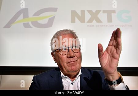 Patrick Lefevere, PDG d'Alpha Vinyl en Quick-Step, a été photographié lors d'une conférence de presse de l'équipe cycliste AG Insurance - NXTG à Gand, Belgique, le lundi 21 mars 2022. BELGA PHOTO ERIC LALMAND Banque D'Images