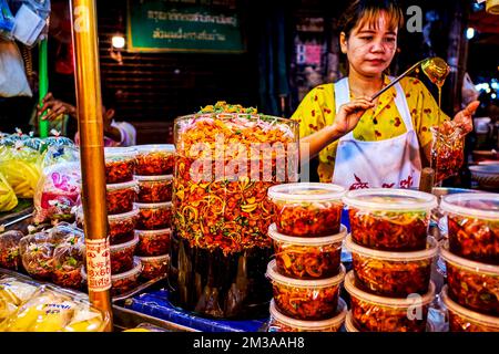 Street Food stall dans Chinatown de Bangkok, Thaïlande Banque D'Images