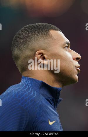 Al Khor, Doha, Qatar, Qatar. 14th décembre 2022. DOHA, QATAR - DÉCEMBRE 14 : le joueur de France Kylian Mbappé se réchauffe avant le match des demi-finales de la coupe du monde de la FIFA, Qatar 2022 entre la France et le Maroc au stade Al Bayt sur 14 décembre 2022 à Al Khor, Qatar. (Credit image: © Florencia Tan Jun/PX Imagens via ZUMA Press Wire) Credit: ZUMA Press, Inc./Alamy Live News Banque D'Images