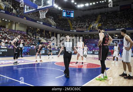 Illustrations, joueurs de Belgique et joueurs de Géorgie photographiés pendant le match entre les Lions belges et la Géorgie, partie un des cinq du groupe A à l'Eurobasket 2022, jeudi 01 septembre 2022, au Palais des sports de Tbilissi, à Tbilissi, Géorgie. Le championnat européen de basket-ball a lieu de 1 septembre à 18 septembre. BELGA PHOTO NIKOLA KRSTIC Banque D'Images