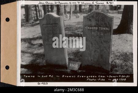 Ichamod et Amanda Towne, cimetière permanent de Brown, lot 2, Dana, Massachusetts, 30 avril 1937 : Mme Clara McGennes, Q-479 et Ulysses A. Towne, Q-923 , ouvrages d'eau, réservoirs, ouvrages de distribution d'eau, immobilier, cimetières Banque D'Images