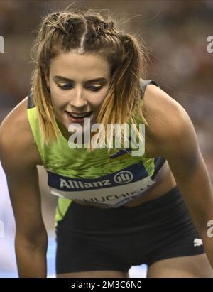 Ukrainian Yaroslava Mahuchikh photographié en action lors de la compétition de saut en hauteur féminin, lors de l'édition 2022 de l'épreuve d'athlétisme de la rencontre Memorial Van Damme Diamond League, à Bruxelles, le vendredi 02 septembre 2022. BELGA PHOTO DIRK WAEM Banque D'Images