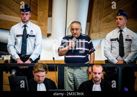 L'accusé Selahaddin Tankisi photographié lors de la session de constitution du jury pour son procès assiéré devant le tribunal d'assises de la province d'Anvers, à Anvers, le mardi 20 septembre 2022. Tankisi est accusé du meurtre de Tailor Mehmet Ozkaraman, qui a été trouvé saignant devant son tailleur sur la Brederodestraat à Anvers sur 6 novembre 2019. BELGA PHOTO JASPER JACOBS Banque D'Images