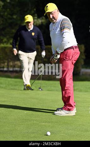 Ancien athlète Baron Gaston Roelants photographié lors de l'événement 'Golf à Paris' organisé par le Comité olympique belge BOIC-COIB, mardi 4 octobre 2022, à la Tournette Golf à Nivelles. BELGA PHOTO ERIC LALMAND Banque D'Images