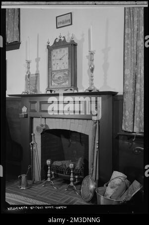 Kitterege-Rogers House, Salem: Intérieur, cheminée, cheminées. Collection de négatifs photographiques Samuel Chamberlain Banque D'Images