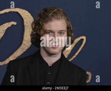 Los Angeles, États-Unis. 14th décembre 2022. Fred Hechinger, membre du casting, assiste à la première du thriller « The Pale Blue Eye » du film Picture crime au DGA Theatre de Los Angeles, mercredi, 14 décembre 2022. Scénario : un détective fatigué du monde entier est engagé pour enquêter sur le meurtre d'un cadet de West point. Stylés par le code de silence des cadets, il encadre un de leurs propres pour aider à démêler le cas - un jeune homme que le monde allait connaître sous le nom d'Edgar Allan PoE. Photo de Jim Ruymen/UPI crédit: UPI/Alay Live News Banque D'Images