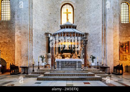 Pouilles Italie. Bari. La basilique pontificale de Saint-Nicolas Banque D'Images