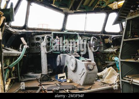 Cabine d'un avion abandonné, l'intérieur du navire Banque D'Images