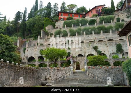 Villa historique Caprera à Toscolano Maderno, dans la province de Brescia, Lombardie, Italie, sur le lac de Garde Banque D'Images