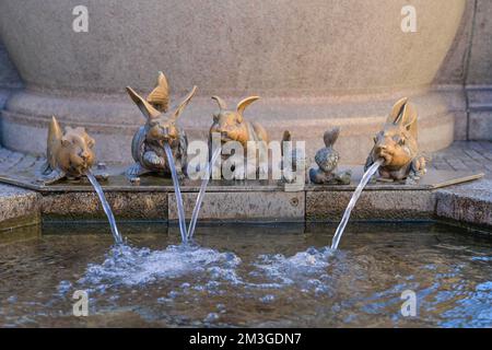 Fontaine de l'empereur, place du marché, vieille ville, Constance, Bade-Wurtemberg, Allemagne Banque D'Images