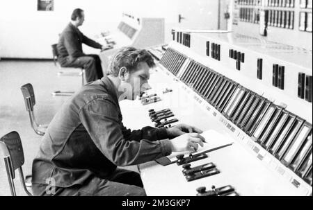 Lieux de travail de Chemische Werke Huels (CWH) en 1969, DEU, Allemagne, Marl Banque D'Images