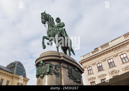 La statue équestre de l'Archduke Albrecht, duc de Teschen, devant le musée Albertina de Vienne, en Autriche Banque D'Images