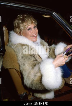 Barbara Eden Circa T's crédit: Ralph Dominguez/MediaPunch Banque D'Images