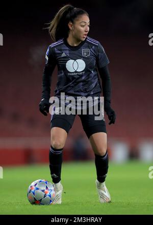 Selma Bacha de Lyon en action lors du match C de l'UEFA Women's Champions League au stade Emirates, Londres. Date de la photo: Jeudi 15 décembre 2022. Banque D'Images