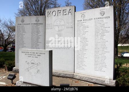 Mémorial de la guerre de Corée, érigé et dédié en 1992, sur le jardin du palais de justice du comté de Luzerne, Wilkes-barre, PA, Etats-Unis Banque D'Images