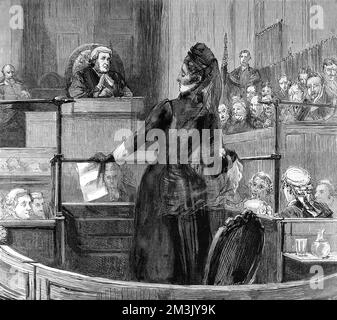 Mme Florence Maybrick a pris la photo de la lecture de sa déclaration devant le tribunal. Mme Maybrick a été accusée d'avoir tué son mari, James Maybrick, de poison. Elle a déménagé d'Amérique à Liverpool en 1884, après avoir épousé James Maybrick trois ans auparavant, alors qu'elle avait dix-huit ans. James Maybrick se prescrit souvent de l'arsenic et de la strychnine pour aider avec des maux et des douleurs, malgré son GP et sa femme l'avertissant des dangers. Lorsqu'il est mort le 2nd mai 1889 après avoir été gastro-entérite, Florence a été immédiatement arrêtée pour meurtre. Le post mortem a donné peu de preuves sur la cause de la mort, et seulement Banque D'Images
