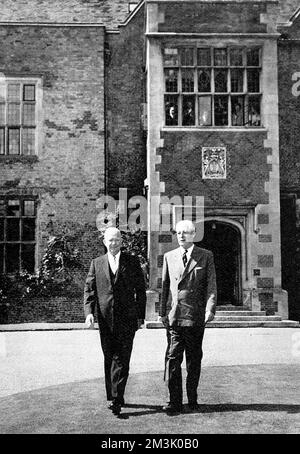 Dwight D. Eisenhower et Harold Macmillan à Chequers, 1959. Banque D'Images