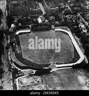 Vue aérienne du Lord's Cricket Ground, Londres, 1921. Banque D'Images