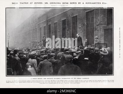 M. Churchill a retenti près d'une cloche de suffragette Banque D'Images