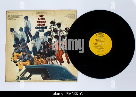 Greatest Hits est un album de compilation du groupe américain Sly and the Family Stone sur disque vinyle LP. Banque D'Images