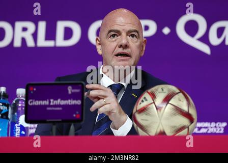 Doha, Qatar, 16 décembre. Le président de la FIFA, Gianni Infantino, s'adresse aux médias lors de la conférence de presse, avant les derniers matchs de la coupe du monde de la FIFA, Qatar 2022, au centre principal des médias. Date de la photo : 16th décembre 2022. Le crédit photo devrait se lire: David Klein/Sportimage crédit: Sportimage/Alay Live News Banque D'Images