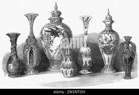 Une exposition de verre de couleur bohémienne fantaisie exposée à la grande exposition en 1851. Date: 1851 Banque D'Images