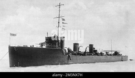 Le Shark était l'un des vingt navires de la classe K de la Marine royale de destroyers (auparavant désigné comme la classe Acasta). Elle fut torpillé et courut pendant la bataille de Jutland, 1916 Date: 1914 Banque D'Images