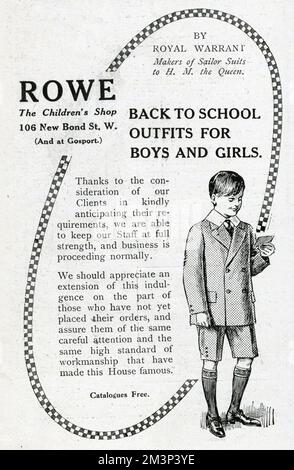 Publicités pour les tenues scolaires Rowe et d H Evans Banque D'Images