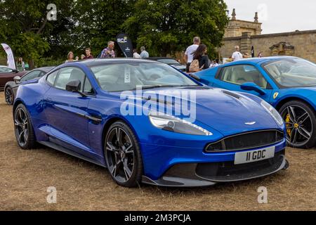 2017 Aston Martin Vanquish ‘11 GDC’ exposé au Concours d’Elégance Supercar au Palais de Blenheim. Banque D'Images