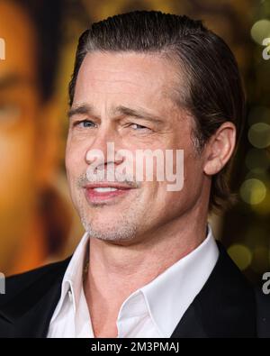 LOS ANGELES, CALIFORNIE, États-Unis - DÉCEMBRE 15 : l'acteur américain Brad Pitt portant Tom Ford arrive à la première projection mondiale de Paramount Pictures 'Babylon' qui s'est tenue à l'Academy Museum of Motion Pictures sur 15 décembre 2022 à Los Angeles, Californie, États-Unis. (Photo de Xavier Collin/image Press Agency) Banque D'Images