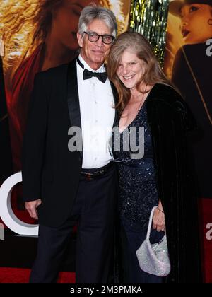 Los Angeles, États-Unis. 15th décembre 2022. LOS ANGELES, CALIFORNIE, États-Unis - DÉCEMBRE 15 : Eric Roberts et Eliza Roberts arrivent à la première projection mondiale de Paramount Pictures 'Babylon' qui s'est tenue à l'Academy Museum of Motion Pictures sur 15 décembre 2022 à Los Angeles, Californie, États-Unis. (Photo de Xavier Collin/image Press Agency) Credit: Image Press Agency/Alay Live News Banque D'Images