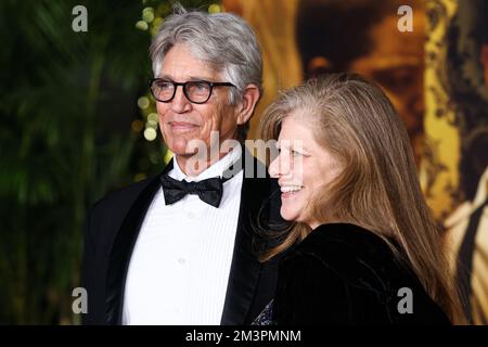 LOS ANGELES, CALIFORNIE, États-Unis - DÉCEMBRE 15 : Eric Roberts et Eliza Roberts arrivent à la première projection mondiale de Paramount Pictures 'Babylon' qui s'est tenue à l'Academy Museum of Motion Pictures sur 15 décembre 2022 à Los Angeles, Californie, États-Unis. (Photo de Xavier Collin/image Press Agency) Banque D'Images