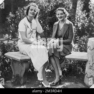 Au Cap d'Antibes - la Begum Aga Khan et Mme Claud Leigh Banque D'Images