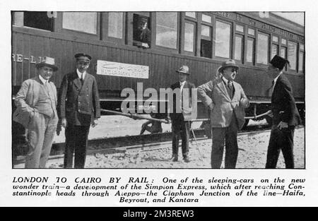 La route terrestre vers l'Égypte, le nouveau train Wonder qui a amené les Londoniens dans une semaine de trajet ferroviaire du Caire en direction de Calais, des Balkans, d'Alep, de Beyrouth, d'Haïfa et de Kantara. La photo montre une des voitures dormantrices du nouveau train, un développement de l'Orient Express. 1928 Banque D'Images