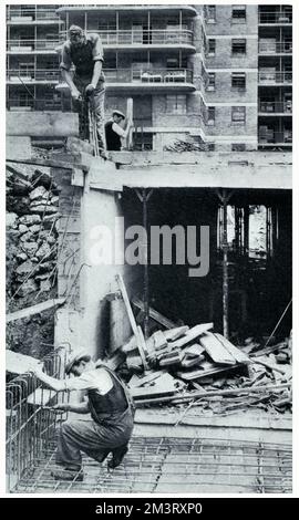Construction d'une station de compensation des victimes dans les fondations d'un nouveau bloc de bâtiments dans un hôpital de Londres, peu après le déclenchement de la guerre. 1939 Banque D'Images