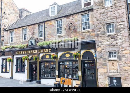 Pub maison publique Grayfriars Bobby à Candlemaker Row, centre-ville d'Édimbourg, Écosse, été 2022 Banque D'Images