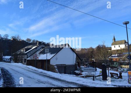 Village centre de Virneburg en hiver Banque D'Images