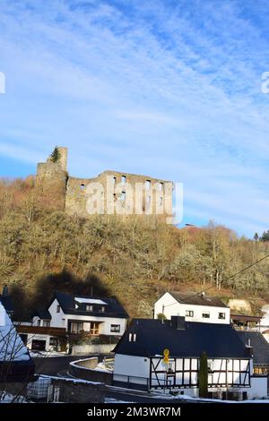 Village centre de Virneburg en hiver Banque D'Images