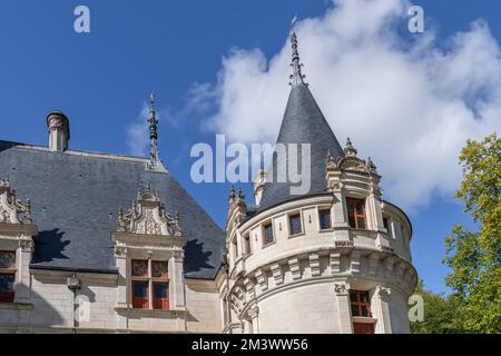 La tour et le toit du Château d'Azay-le-Rideau Banque D'Images