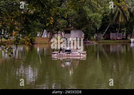 Aéroport de Chaipattana sur un lac dans le parc Lumphini, Bangkok, thaïlande Banque D'Images