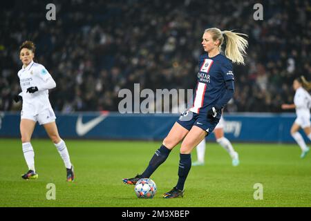 Amanda Ilestedt de PSG lors du match de football de la Ligue des champions de l'UEFA entre Paris Saint Germain (PSG) et le Real Madrid sur 16 décembre 2022 au stade du Parc des Princes à Paris, France. Photo de Victor Joly/ABACAPRESS.COM Banque D'Images