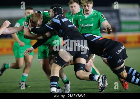 Newcastle, Royaume-Uni. 17th décembre 2022. Trevor Davison de Newcastle Falcons en action lors du match de la coupe européenne du Rugby Challenge entre Newcastle Falcons et Cardiff Blues à Kingston Park, Newcastle, le samedi 17th décembre 2022. (Credit: Chris Lishman | MI News) Credit: MI News & Sport /Alay Live News Banque D'Images