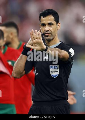 AR-Rayyan, Qatar. 17th décembre 2022. AR-RAYYAN - Referee Abdulrahman Al-Jassim lors de la coupe du monde de la FIFA Qatar 2022 jouer troisième place match entre la Croatie et le Maroc au stade international de Khalifa sur 17 décembre 2022 à AR-Rayyan, Qatar. AP | Dutch Height | MAURICE DE PIERRE crédit: ANP/Alay Live News Banque D'Images