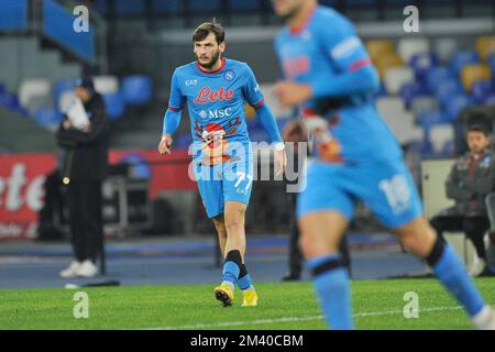 Naples, Italie. 17th décembre 2022. Khvicha Kvaratskhelia joueur de Napoli, pendant un match amical que entre Napoli vs Villareal résultat final, Napoli 2, Villareal 3. Match joué au stade diego armando maradona. Crédit: Vincenzo Izzo/Alamy Live News Banque D'Images