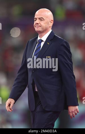 Gianni Infantino, président de la FIFA, se présente lors du match de la troisième place de la coupe du monde de la FIFA 2022 au stade international de Khalifa à Doha, au Qatar, sur 17 décembre 2022. Photo de Chris Brunskill/UPI Banque D'Images
