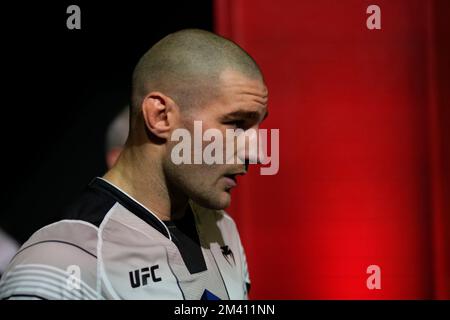 LAS VEGAS, NV - DÉCEMBRE 17 : Sean Strickland se prépare à combattre Jared Cannonier dans leur combat MiddlewEight lors de l'événement UFC Vegas 66 à UFC APEX sur 17 décembre 2022 à Las Vegas, Nevada, États-Unis. (Photo de Louis Grasse/PxImages) crédit: PX Images/Alamy Live News Banque D'Images