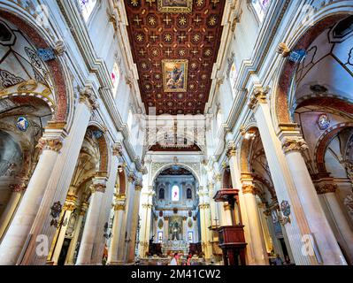 Apulia Puglia Salento Italie. Lecture. Cathédrale Maria Santissima Assunta et Saint Orontius Banque D'Images