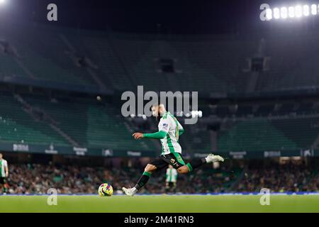 Séville, Espagne. 17th décembre 2022. Nabil Fekir (8) de Real Betis vu pendant le football ami entre Real Betis et Inter à l'Estadio Benito Villamarin à Séville. (Crédit photo : Gonzales photo/Alamy Live News Banque D'Images